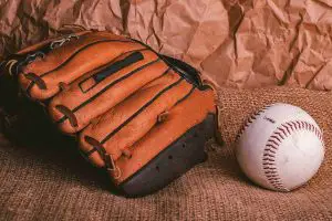 baseball glove size